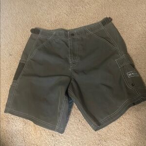 Magellan Outdoors Gray Cargo Shorts for Outdoor Adventures